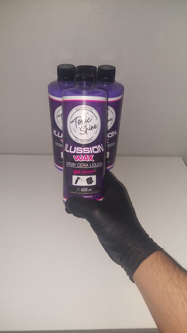 Toxic Shine ILUSSION WAX Cera liquida con carnauba 600ml
